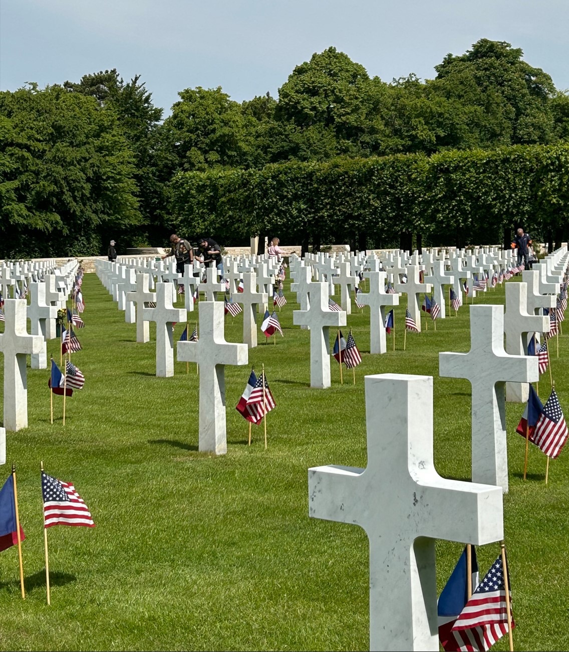 Préparation de la cérémonie de Memorial Day